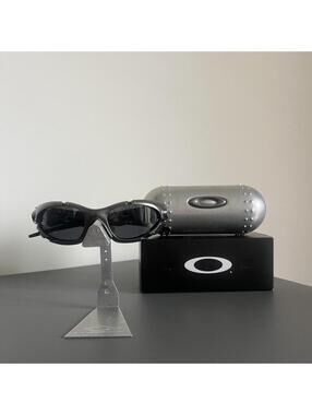 Oakley Men's Silver and Black Sunglass